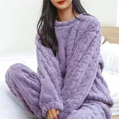 Women's pajamas set Winter Coral Velvet Homewear Fluffy O-neck leisure pajamas Velvet thickened two-piece loungewear set