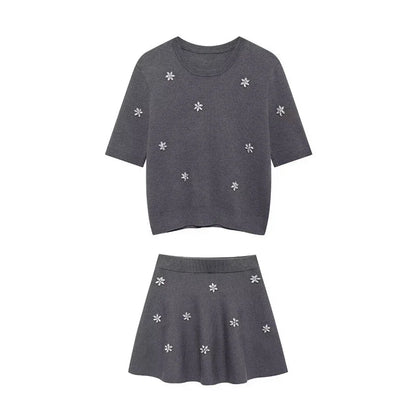 Knitted Rhinestone Mini Skirts Set Women 2 Pieces Short Sleeve Sweater A-line Skirt Pleated Elegant New Lady All-matching Outfit