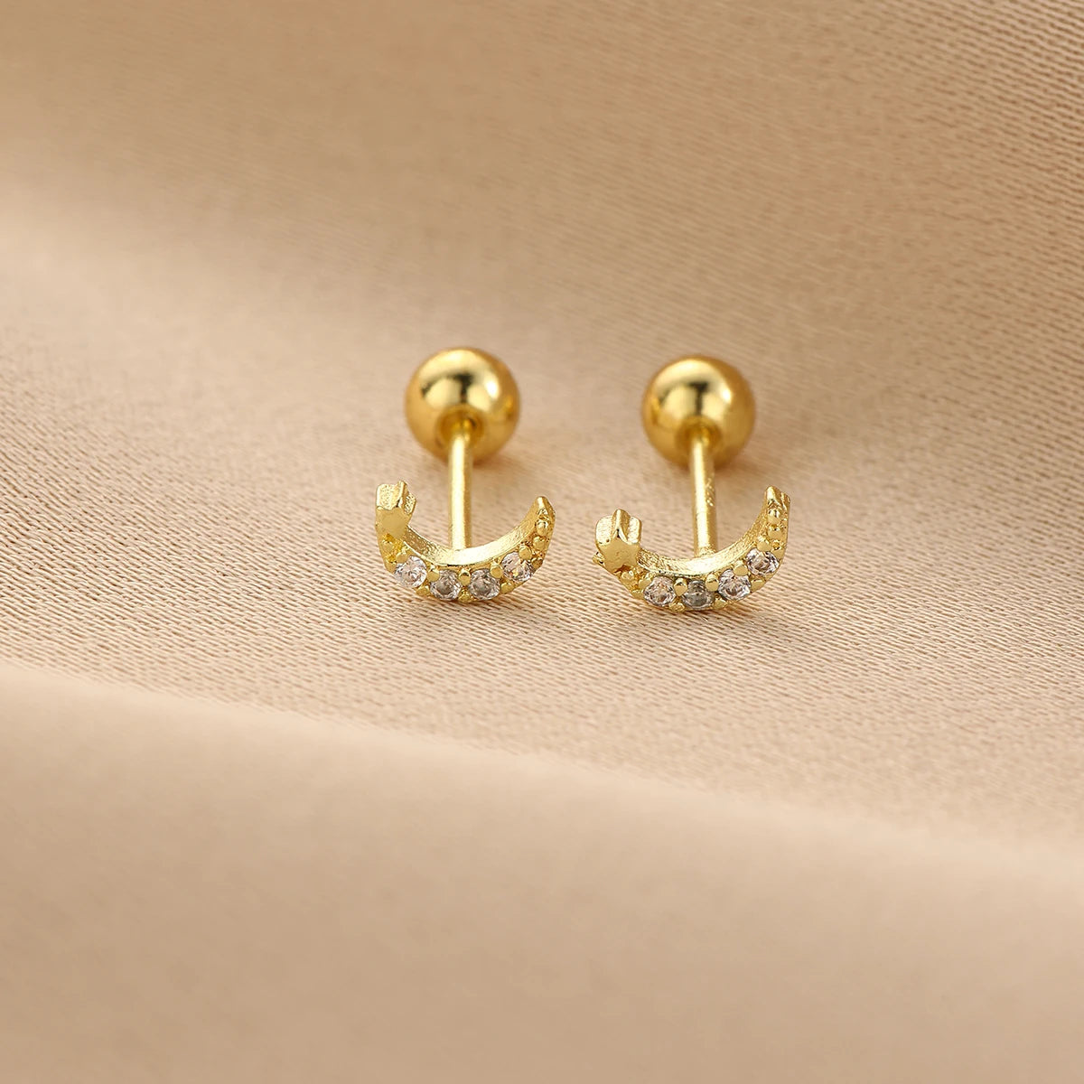 Fashion Cute Pink Zircon Bear Piercing Screw Ball Stud Earrings For Women Girl Gold Color Clover Charm Party Jewelry Accessories